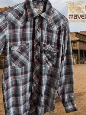 MAVERICK Pearl Snap Long Sleeve Plaid Shirt USA Made - Sz SMALL Vintage Western